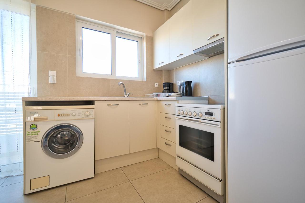 Elegant Flat Marousi District Apartment เอเธนส์ ภายนอก รูปภาพ