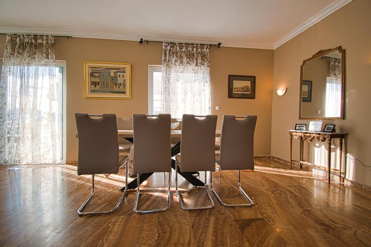 Elegant Flat Marousi District Apartment เอเธนส์ ภายนอก รูปภาพ